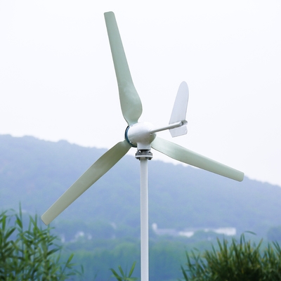 Windturbines geavanceerde hybride wind- en zonne-energiesystemen voor elektriciteitsopwekking thuis