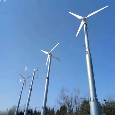 Wind-zonne-hybride controller Zonne-wind-hybride energiesysteem voor nettoepassingen